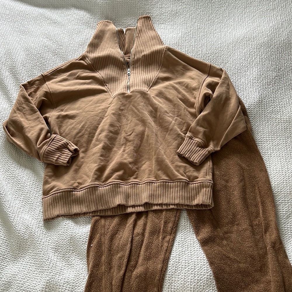 CUTE & COZY SWEAT SET